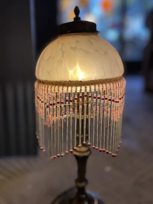 réalisation des Ateliers MF, paire de lampe perles, esprit art déco